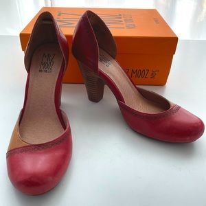 NIB Miz Mooz Nazar Red Heels Size 8